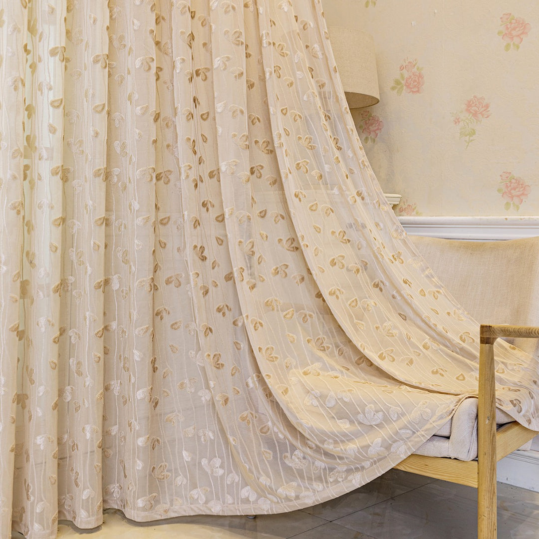 Bestickter transparenter Vorhangschal Skanto
