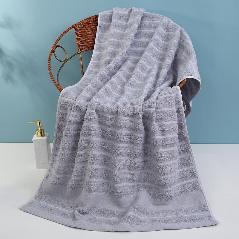 Luxus-Frotteehandtuch mit elegantem Streifenmuster Skanto