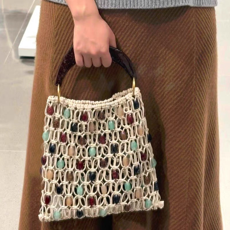 Handgefertigte Designer-Umhängetasche mit einzigartigen Steindetails Skanto