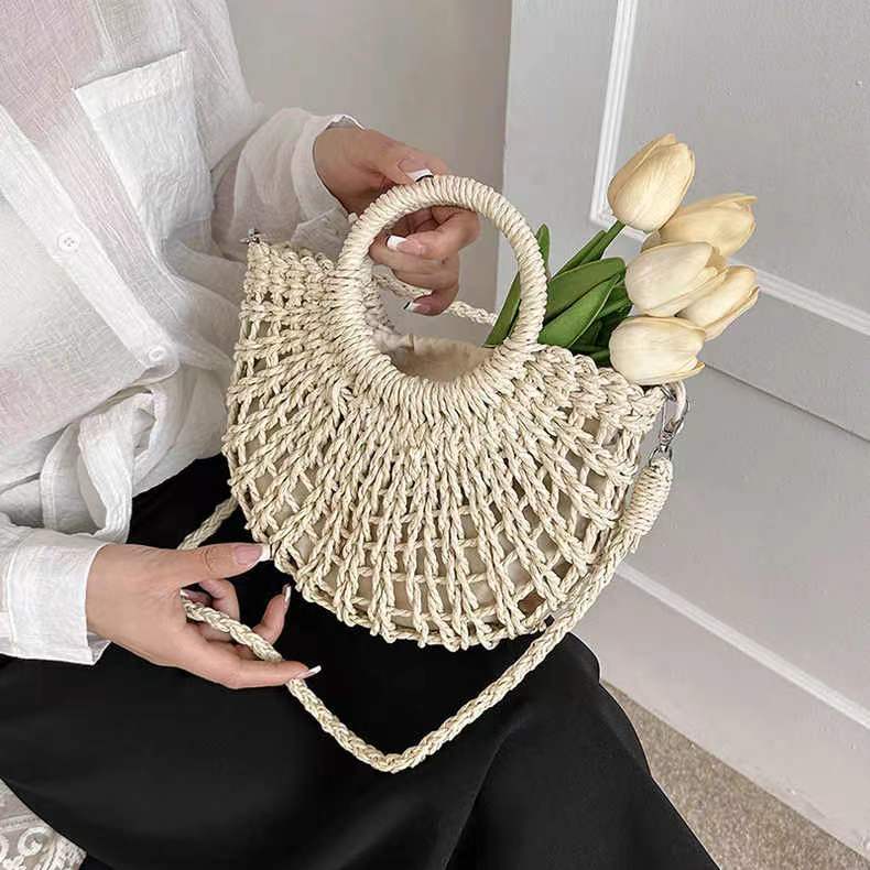 Handgemachte Korbtasche mit verspieltem Design Skanto