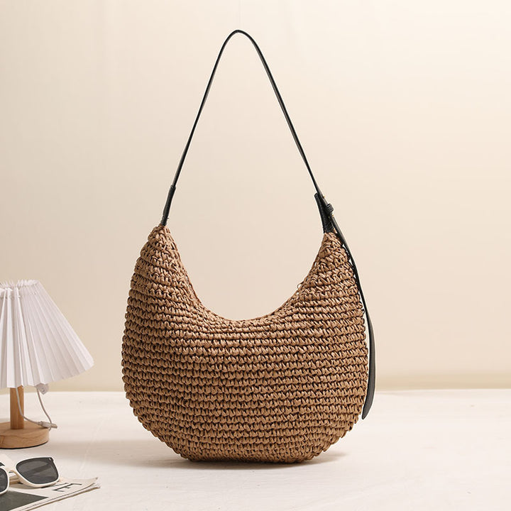 Handgemachte Hobo Bag aus Naturraffia Skanto