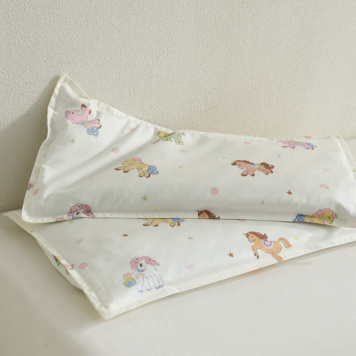 Skanto Kinderkissen mit niedlichem Einhorn-Motiv Skanto