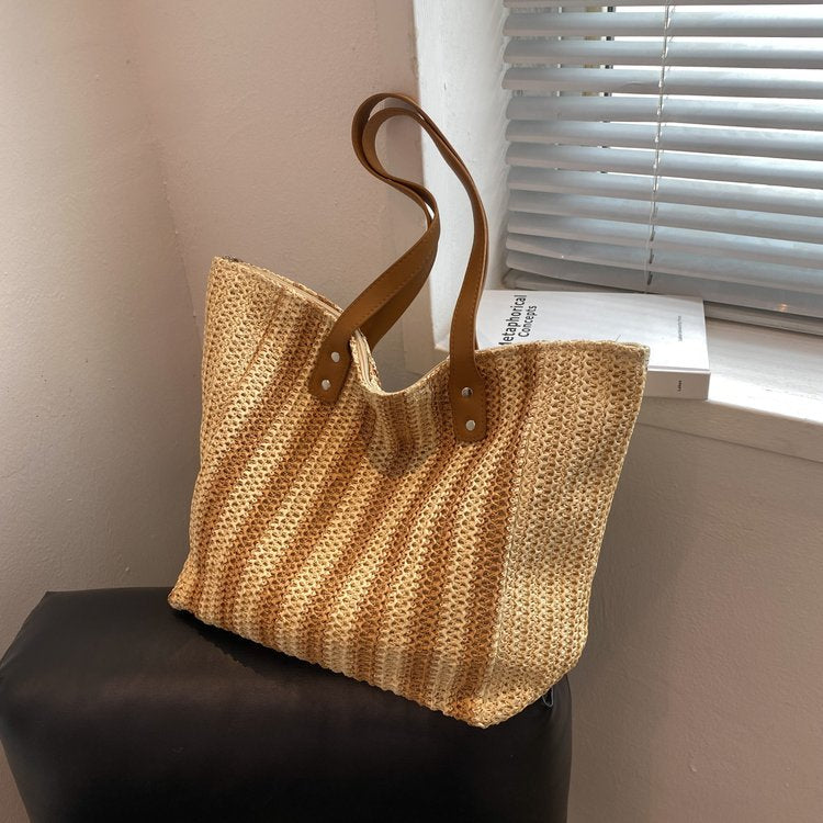 Geräumige Shopper-Tasche mit Lederakzenten Skanto
