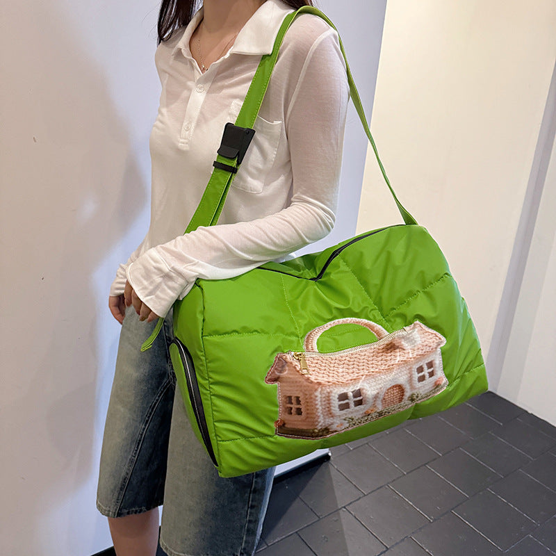 Moderne Umhängetasche mit einzigartigem Design und praktischen Taschen Skanto