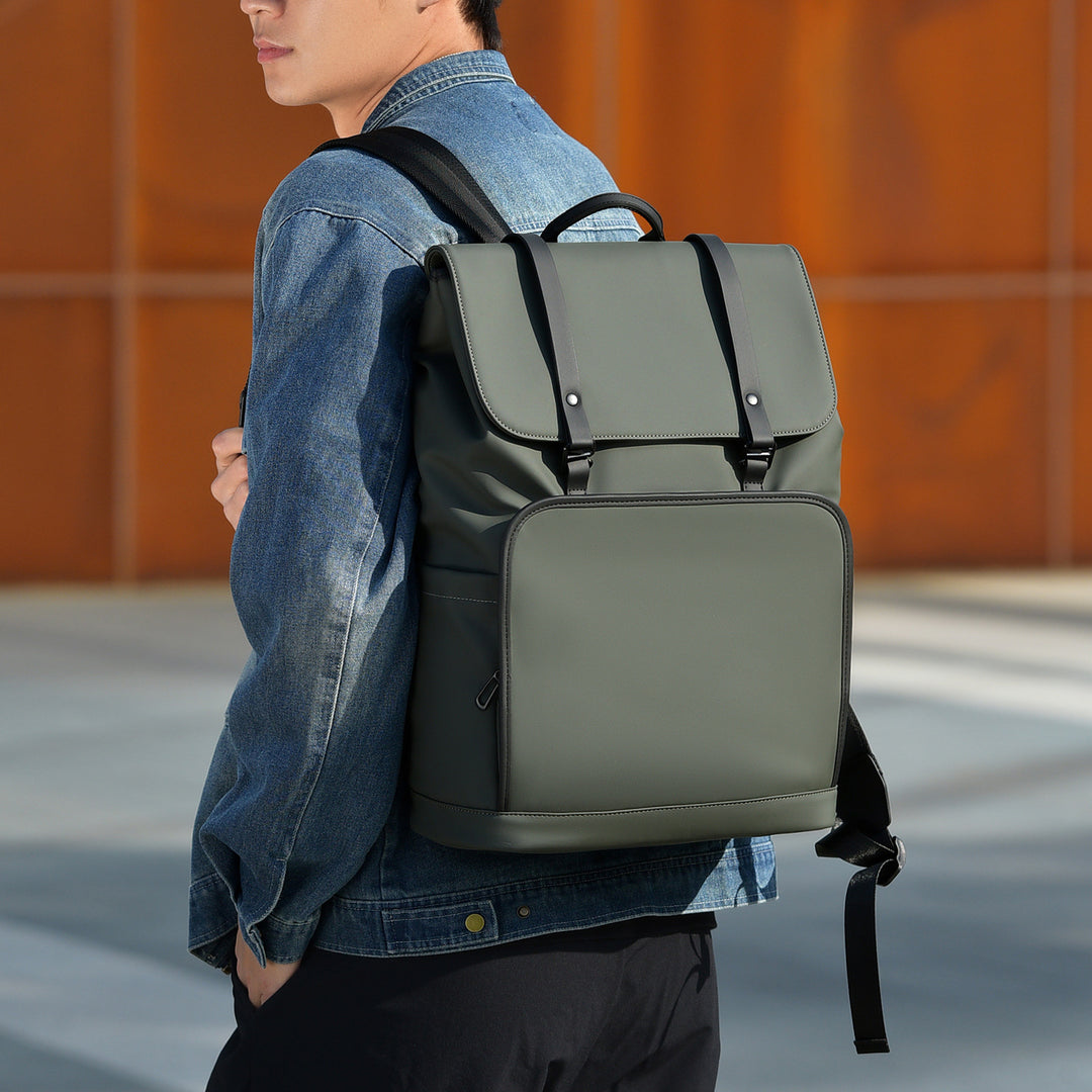 Geräumiger Laptop-Rucksack mit verstellbaren Trägern und wasserabweisendem Material Skanto