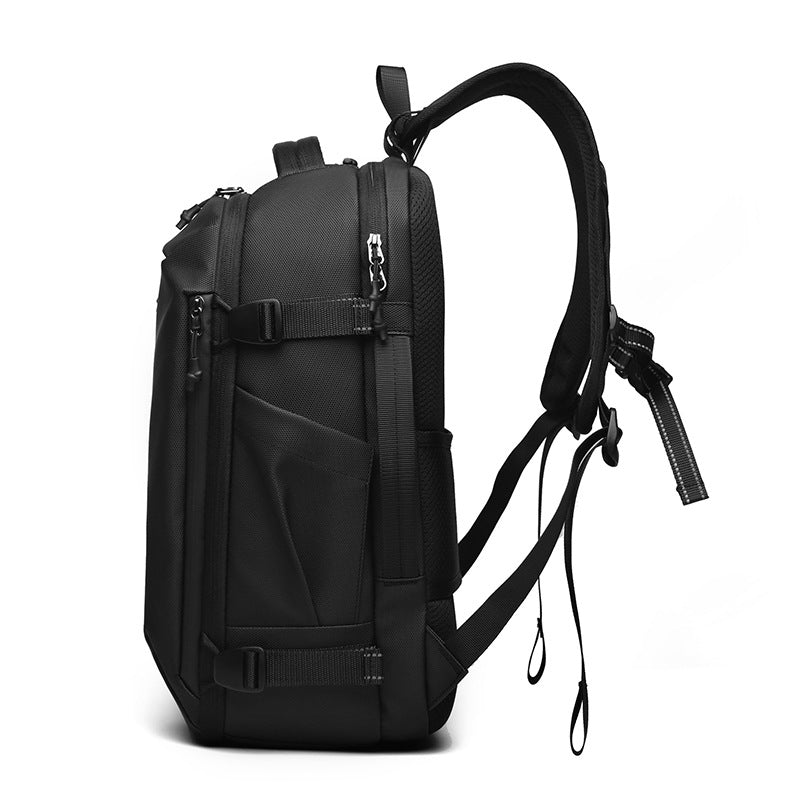 Rucksack mit multifunktionalem Design von Skanto