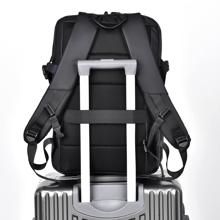 Urbaner Rucksack mit wasserdichtem Material und innovativem Stauraum Skanto