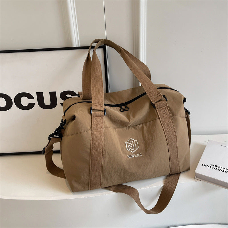 Sportliche Tote Bag mit mehreren Fächern und verstellbaren Riemen Skanto