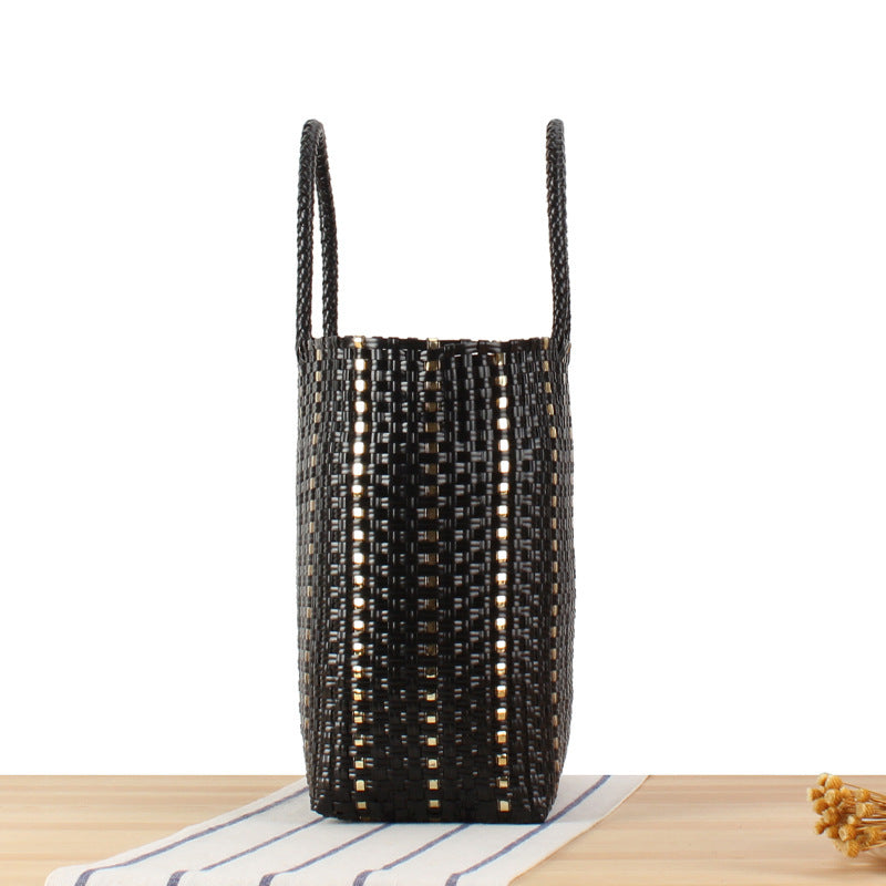 Moderne Korbtasche mit eleganten Akzenten Skanto
