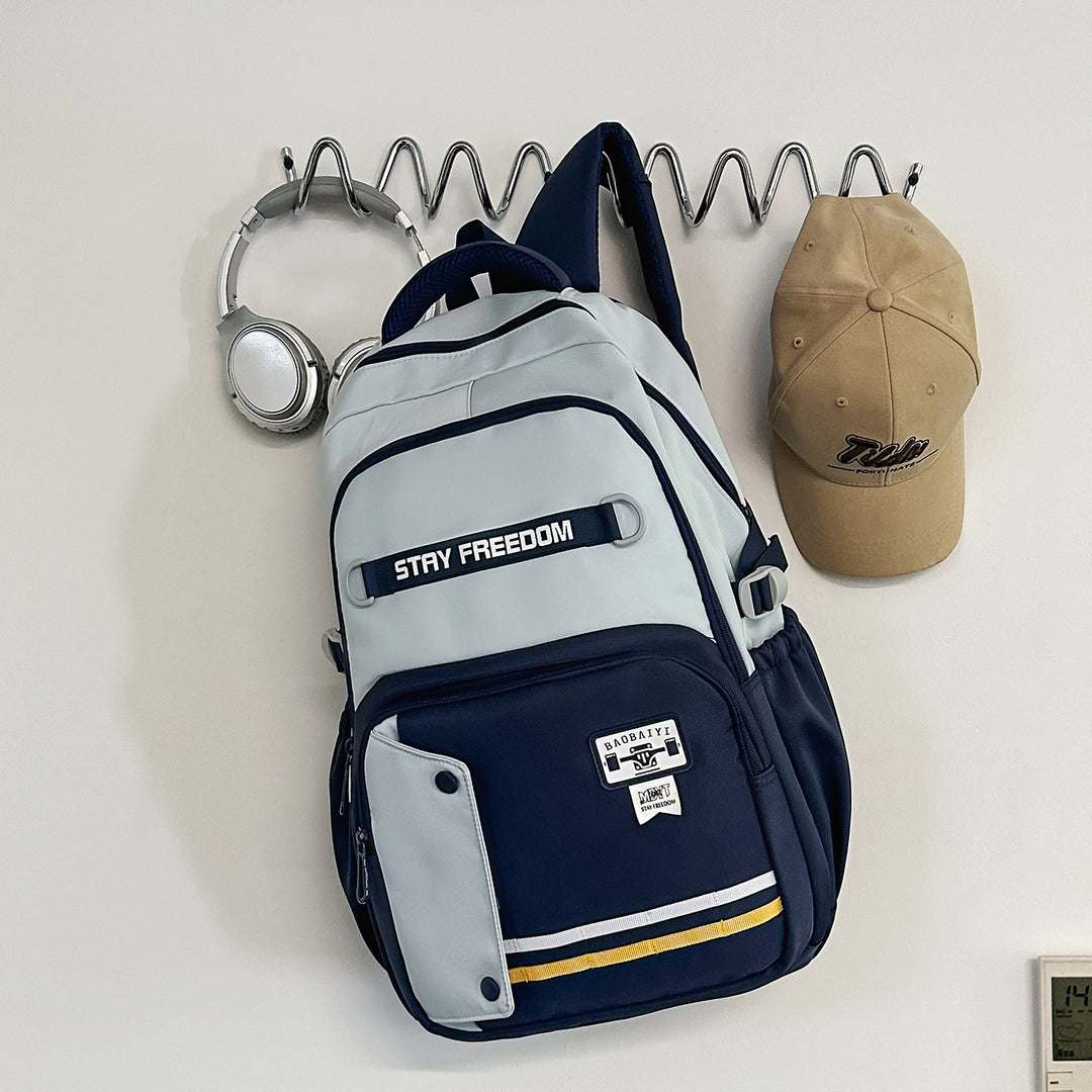 Vielseitiger Schulrucksack mit mehreren Fächern