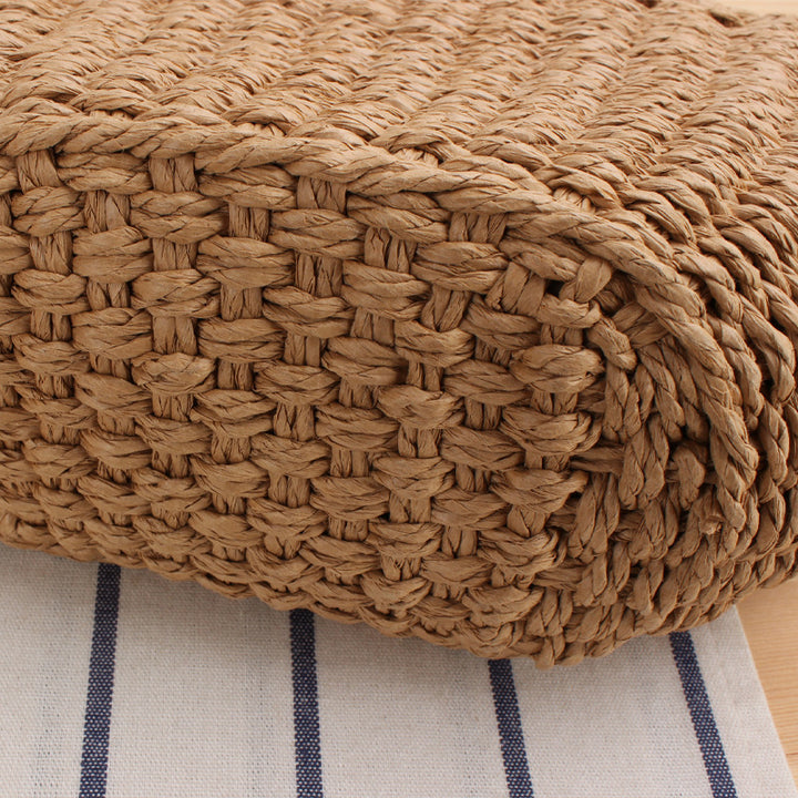Moderne Korbtasche mit elegantem Fransen-Design Skanto