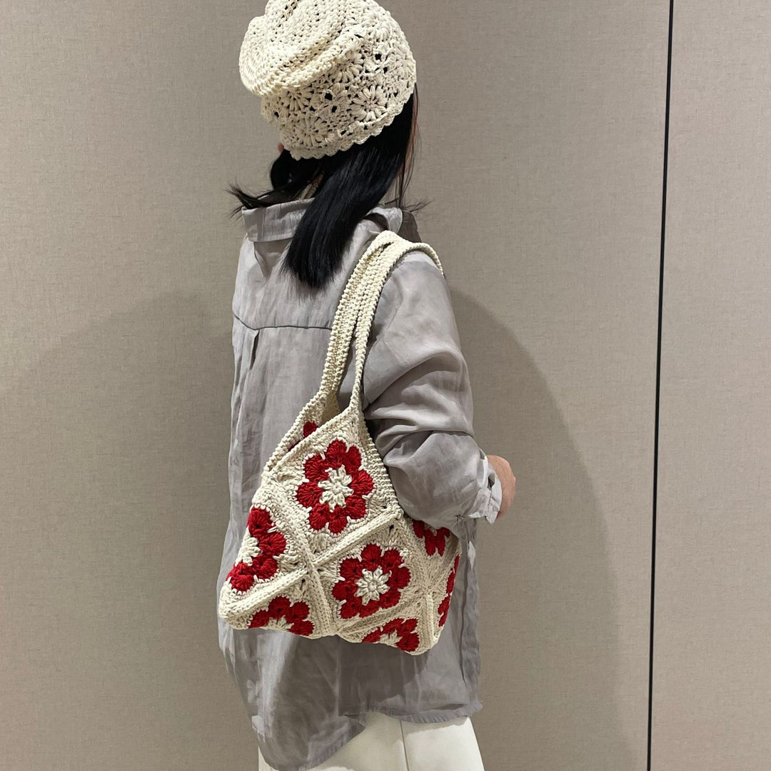 Handgemachte Tasche mit Blumenmuster Skanto