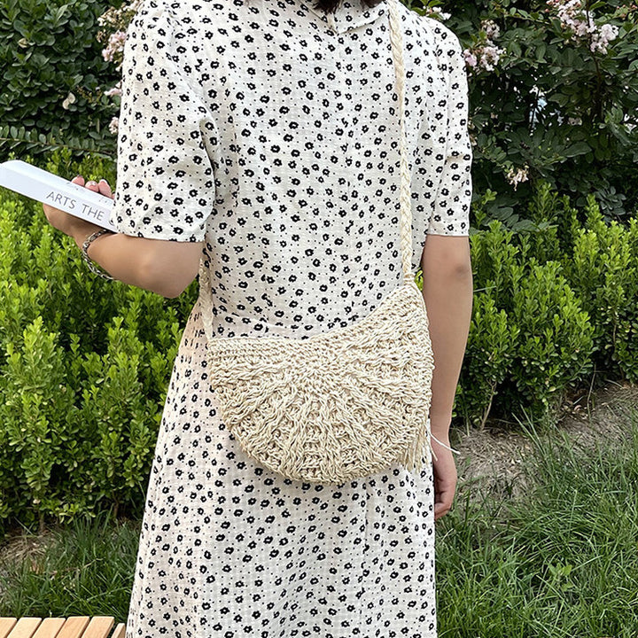 Handgeknüpfte Sling Bag mit Quasten Skanto