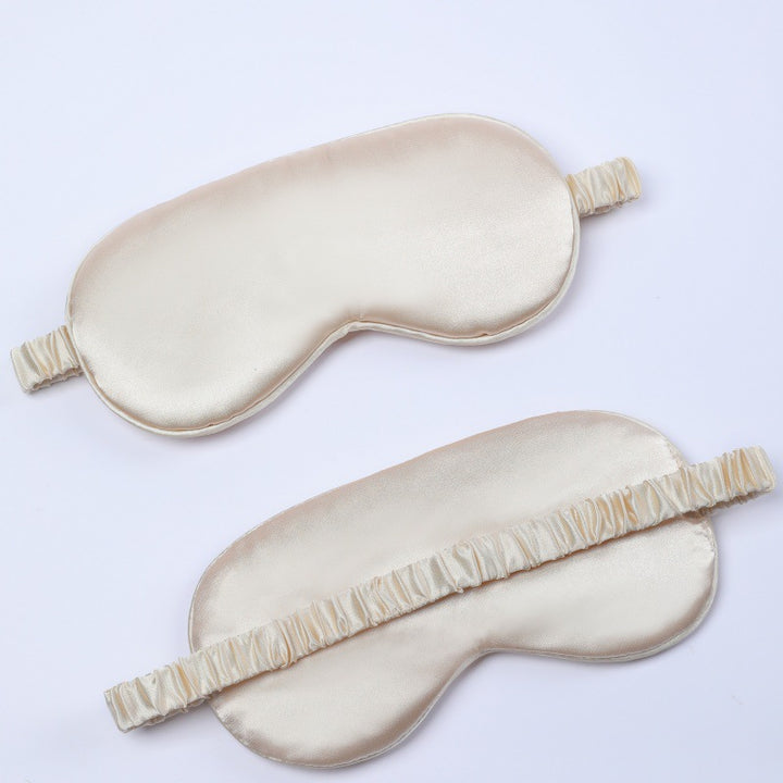 Seidenweiche Maske für Damen mit gepolstertem Augenbereich, verstellbarem Gummiband und Aufbewahrungsbeutel Skanto
