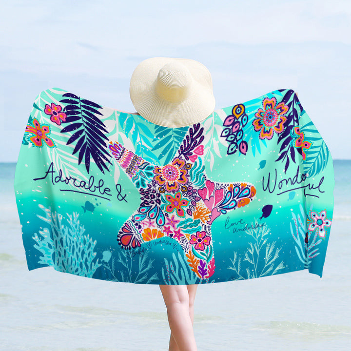 Luxuriöses Strandtuch mit dynamischem Wellendesign Skanto
