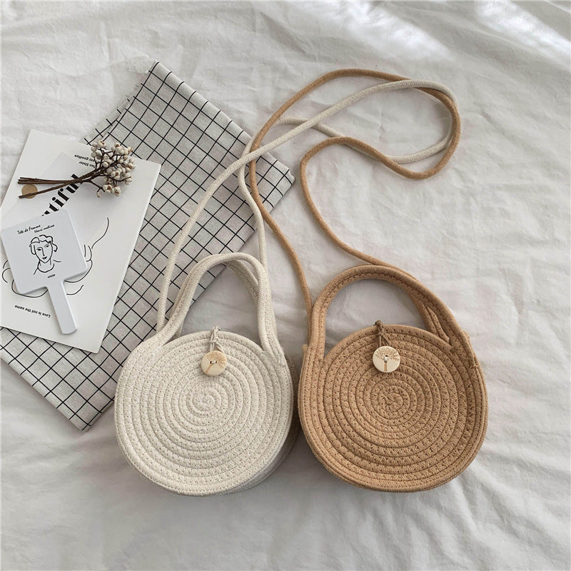 Handgeknüpfte Rundtaschen mit elegantem Design Skanto