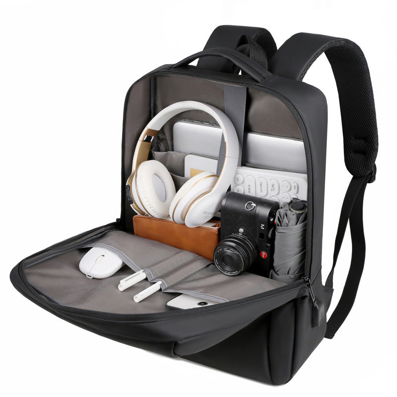 Eleganter Laptop-Rucksack mit durchdachtem Innenleben und ergonomischem Design Skanto