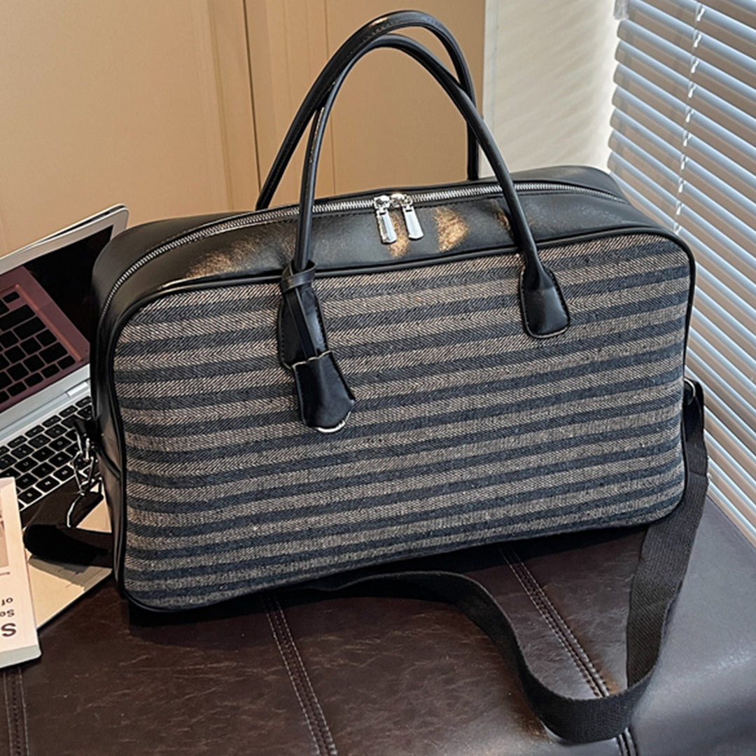 Elegante und geräumige Reisetasche aus Kunstleder Skanto