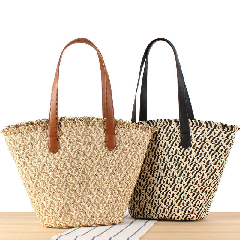 Stylische Freizeithandtasche aus geflochtenem Naturmaterial Skanto