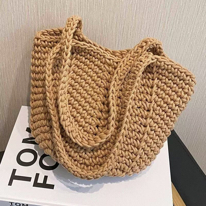 Trendige handgemachte Häkeltasche Skanto