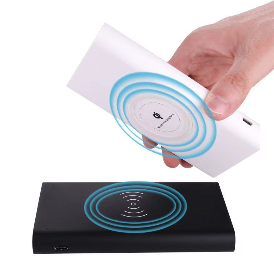 Powerbank mit kabelloser Ladefunktion und intelligenter Akkustatusanzeige Skanto