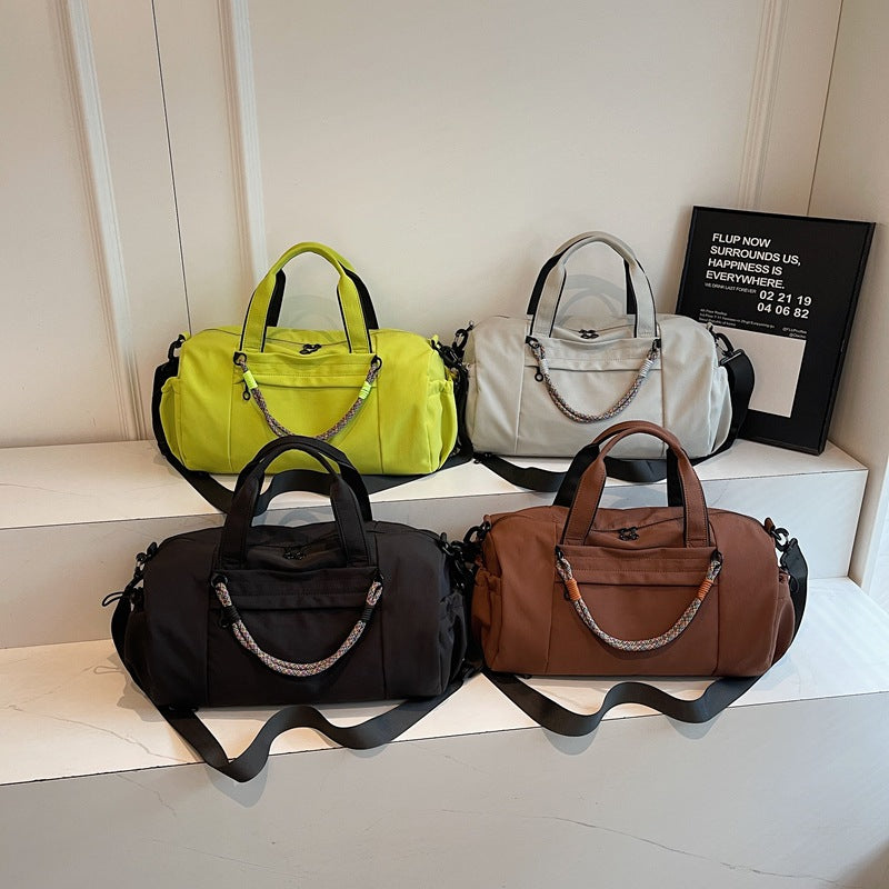 Sportliche Reisetasche mit multifunktionalem Design Skanto