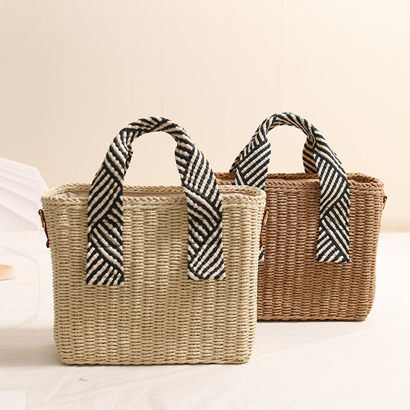 Handtasche aus geflochtenem Naturmaterial mit abnehmbarem Schultergurt Skanto