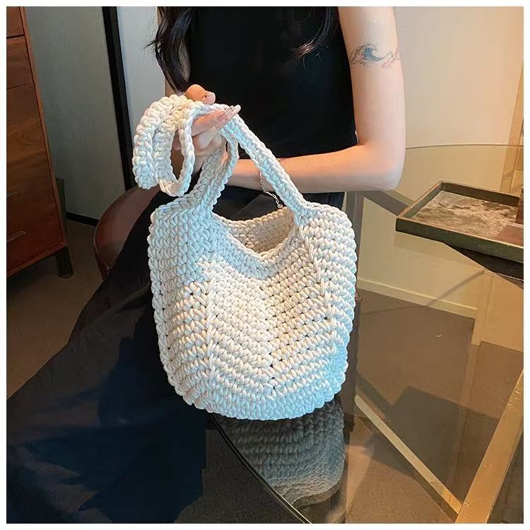 Moderne und nachhaltige Makramee Tasche Skanto