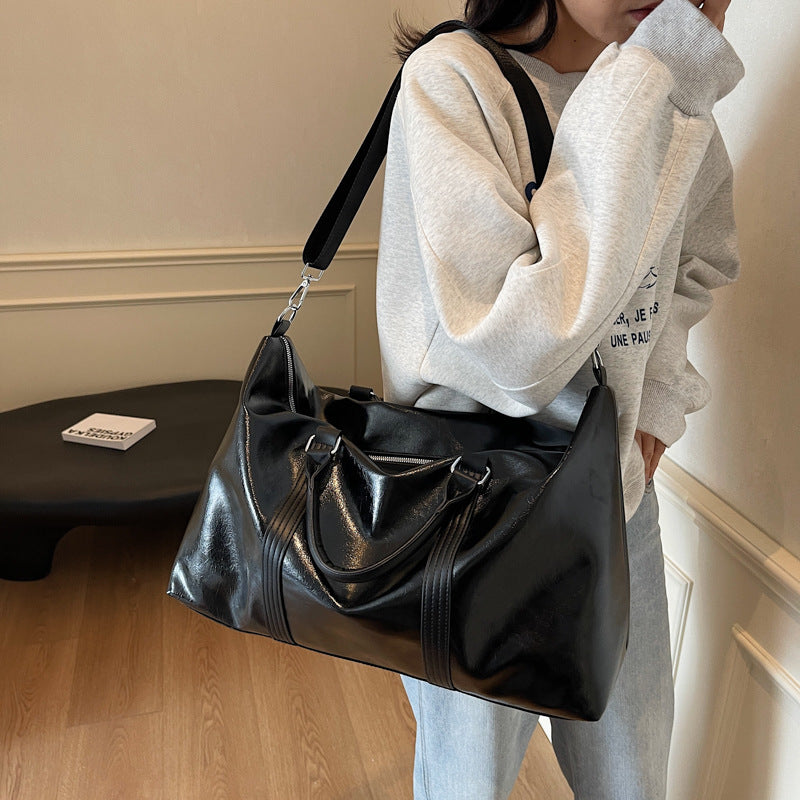 Elegante Reisetasche aus hochwertigem Kunstleder Skanto