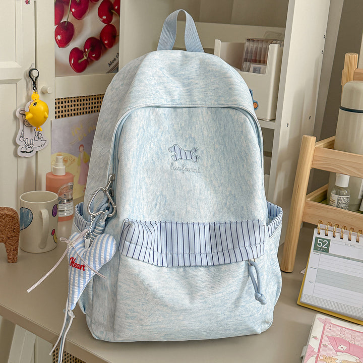 Lässiger Schulrucksack mit vielen Taschen