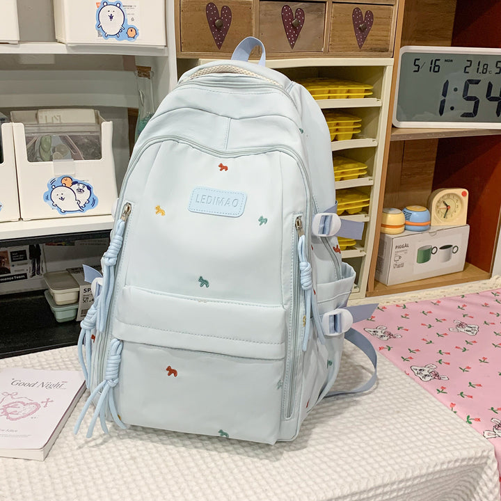 Niedlicher und Funktionaler Schulrucksack mit vielen Fächern