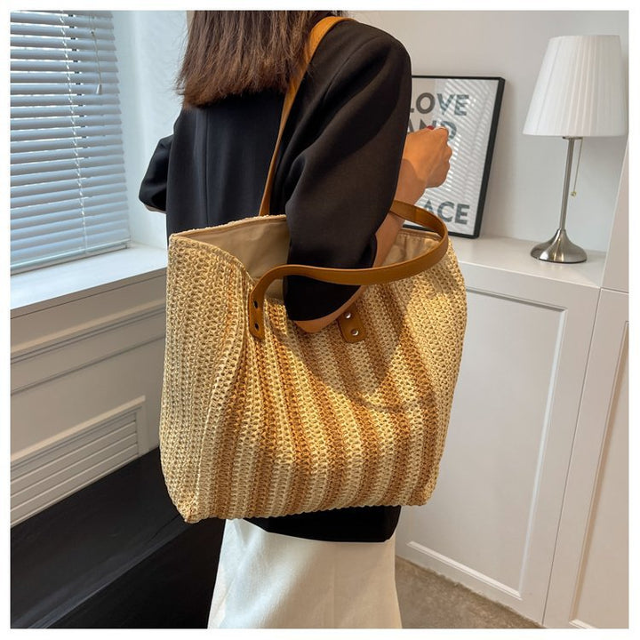 Geräumige Shopper-Tasche mit Lederakzenten Skanto