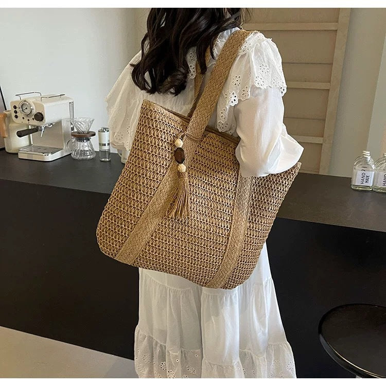 Geräumige Strandtasche mit einzigartigem geflochtenem Design Skanto