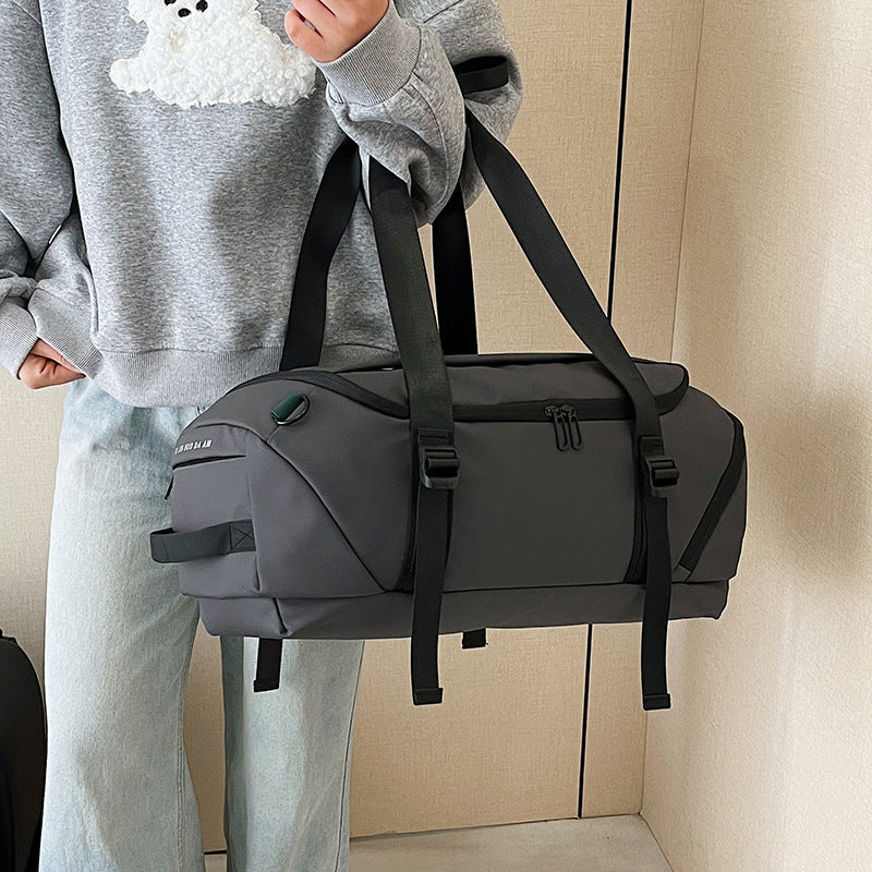 Sportliche Reisetasche mit verstellbarem Tragesystem für einen aktiven Lebensstil Skanto