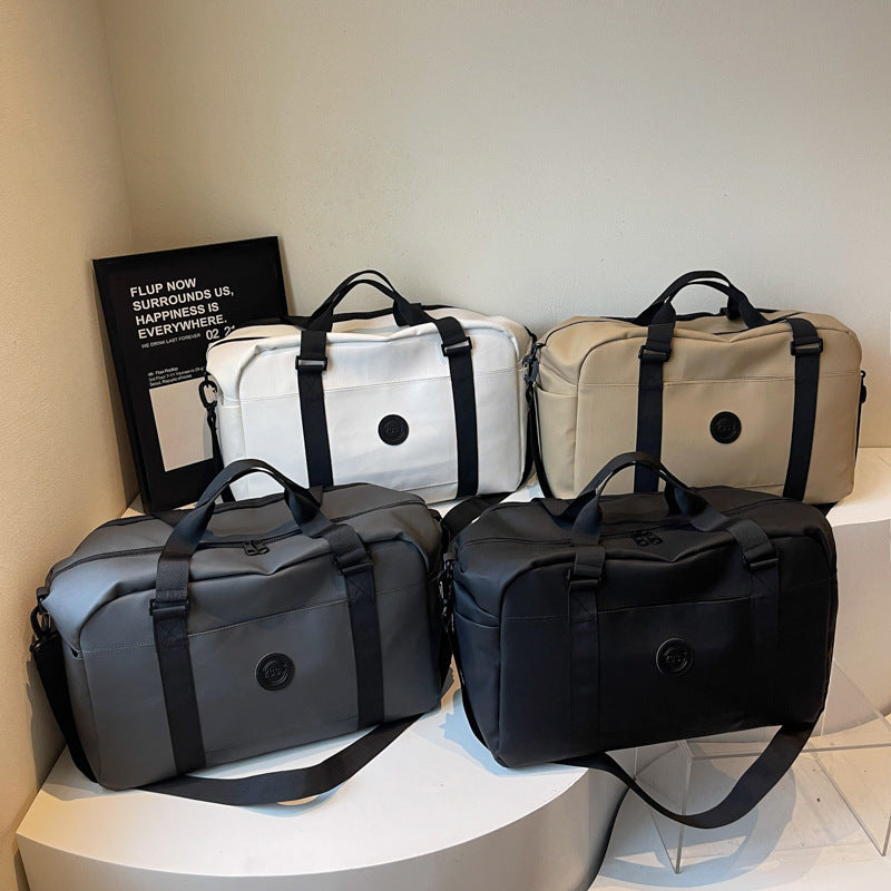 Multifunktionale Reisetasche mit strapazierfähigem Außenmaterial und praktischem Innenraum Skanto