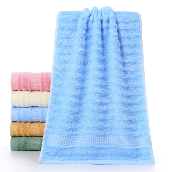 Hochwertiges Frottee-Badetuch mit eleganter Textur Skanto