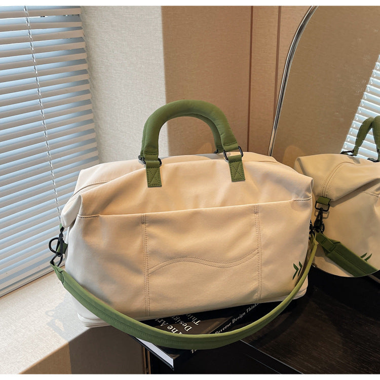Elegante und geräumige Reisetasche mit robustem Design Skanto