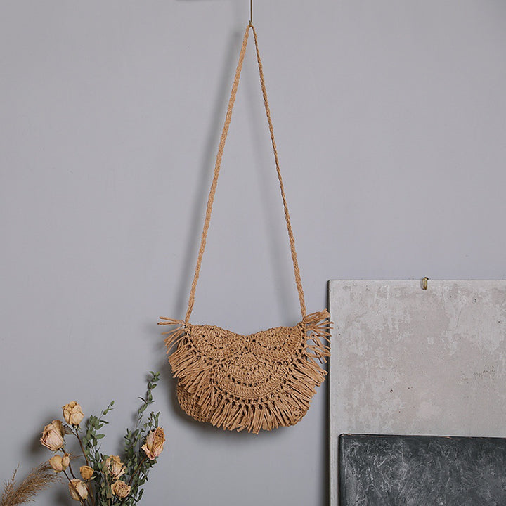 Boho-Schultertasche aus handgefertigtem Naturmaterial Skanto