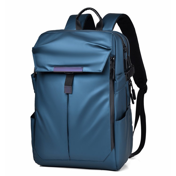 Urbaner Rucksack mit wasserdichtem Material und innovativem Stauraum Skanto