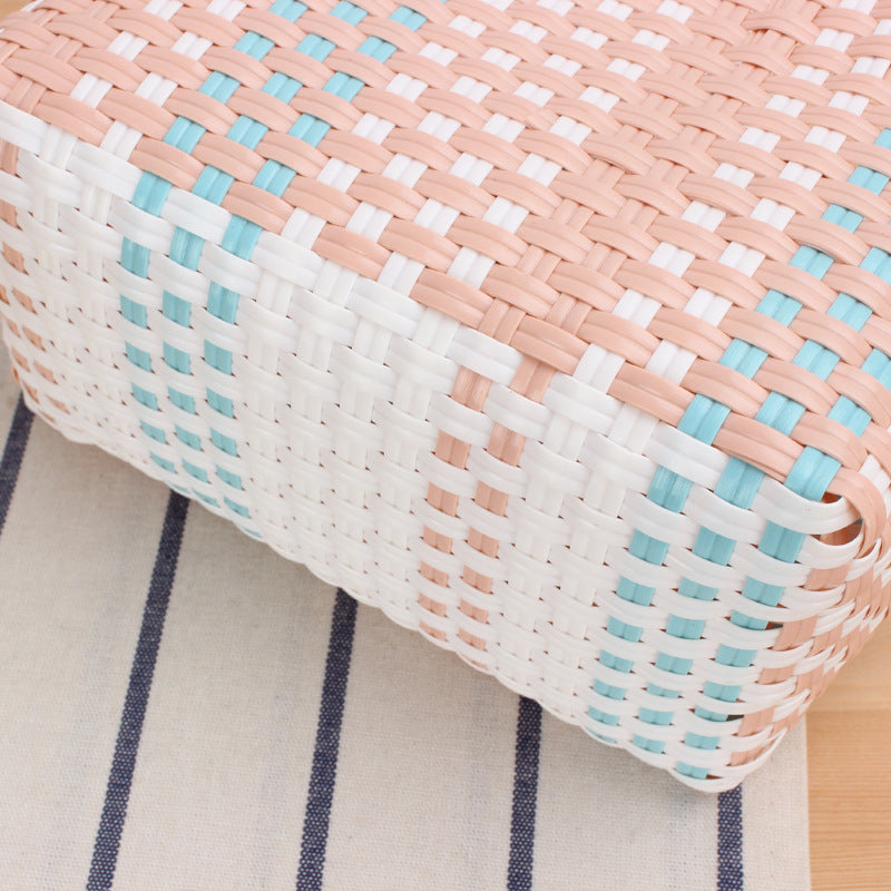 Geflochtene Tragetasche mit farbenfrohem Design und stabilen Griffen Skanto