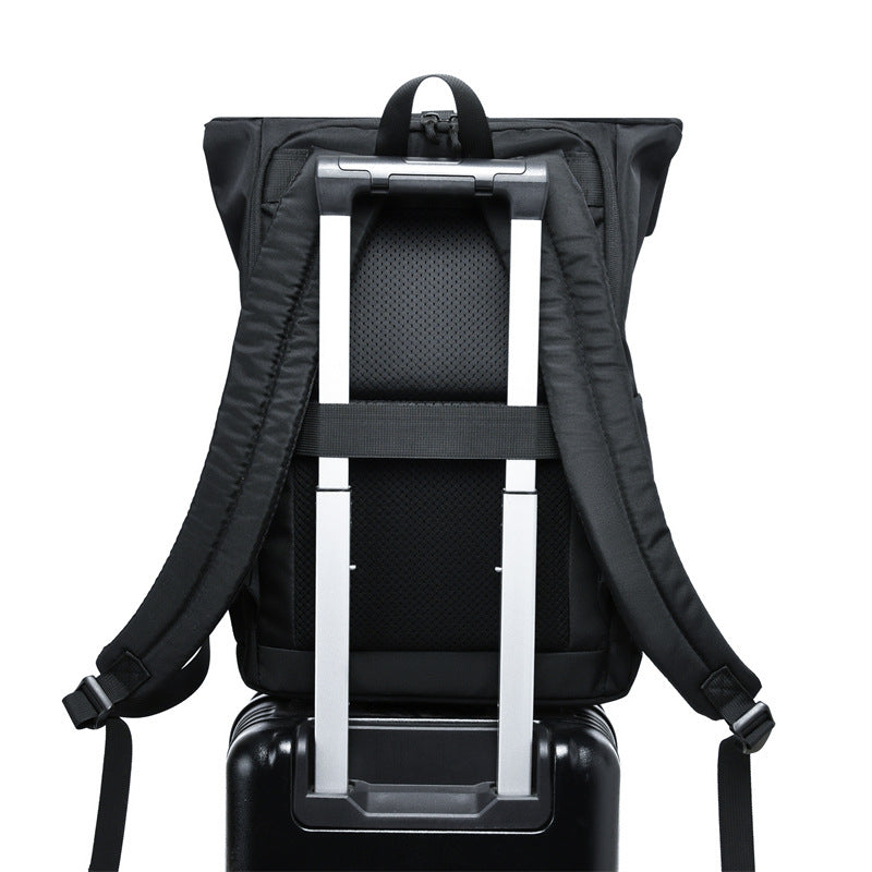 Eleganter und funktionaler Rucksack mit verstärkten Gurten Skanto