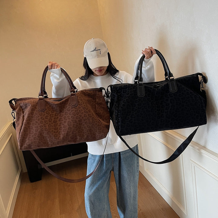 Moderne Reisetasche mit bequemen Griffen Skanto