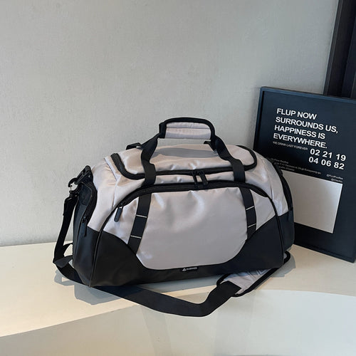 Sportliche Wochenend-Reisetasche mit multifunktionalen Fächern Skanto