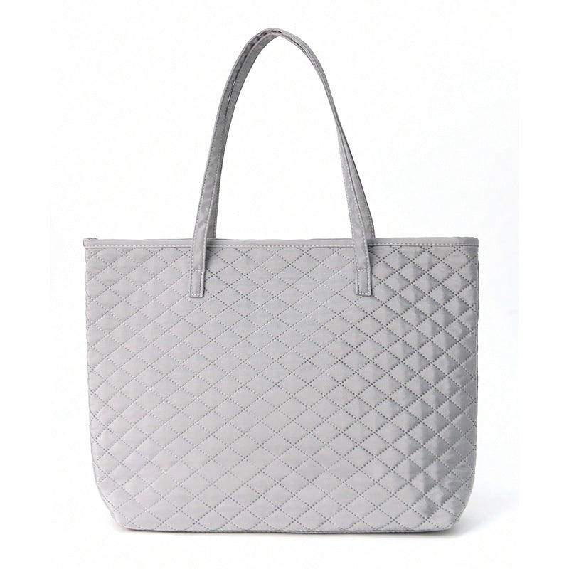 Moderne Handtasche aus strukturiertem Material Skanto
