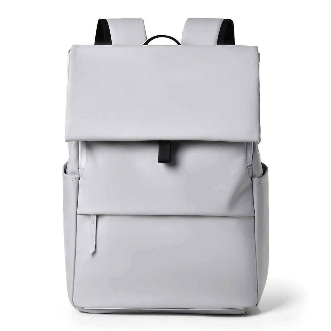 Hochwertiger Rucksack mit innovativem Rolltop-Verschluss und praktischen Außentaschen Skanto