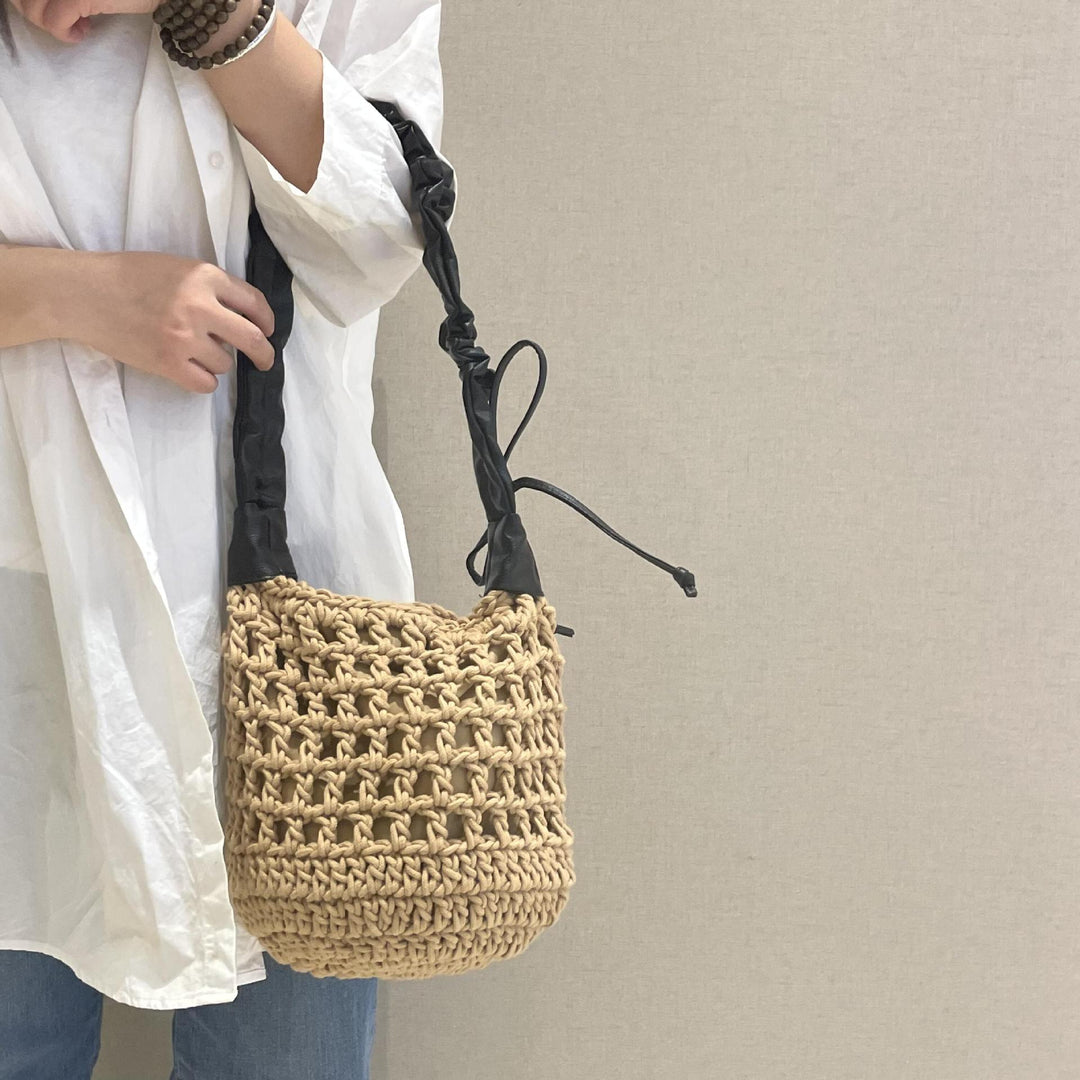 Handgeknüpfte Tragetasche mit Lederdetails Skanto