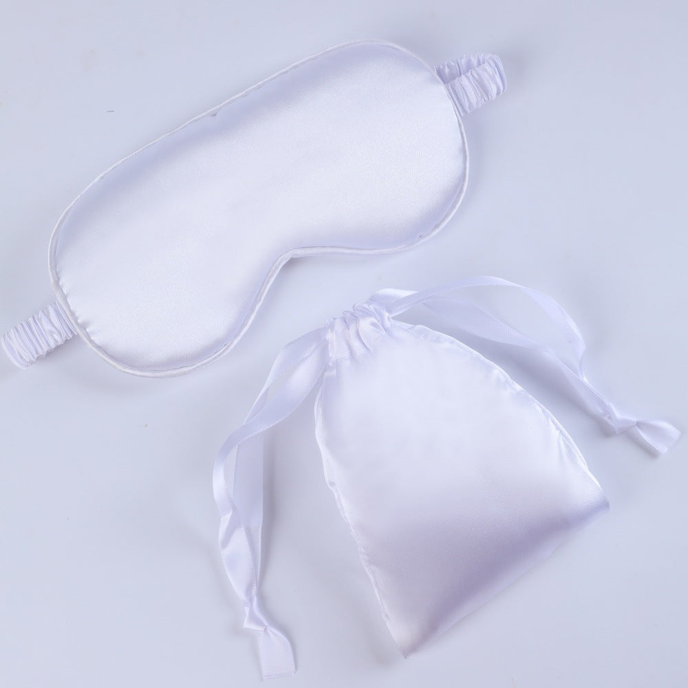 Seidenweiche Maske für Damen mit gepolstertem Augenbereich, verstellbarem Gummiband und Aufbewahrungsbeutel Skanto