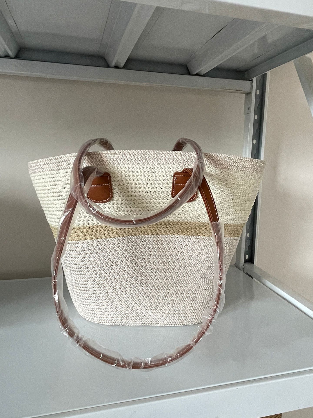 Elegante geflochtene Tragetasche Skanto