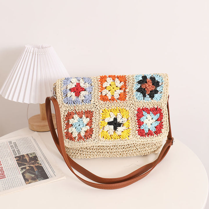 Moderne Umhängetasche mit farbenfrohem Häkelmuster Skanto