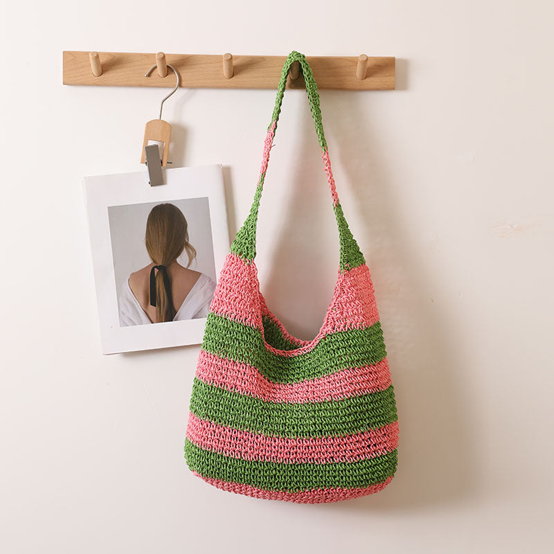 Leicht zu tragende Tasche im Streifendesign Skanto